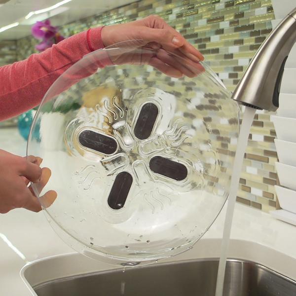 The Magnetic Hover Top Microwave Cover