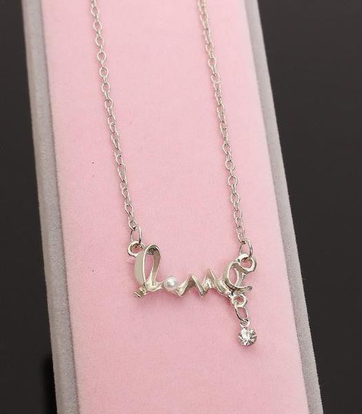 Fashion - Love - The Vintage Necklace