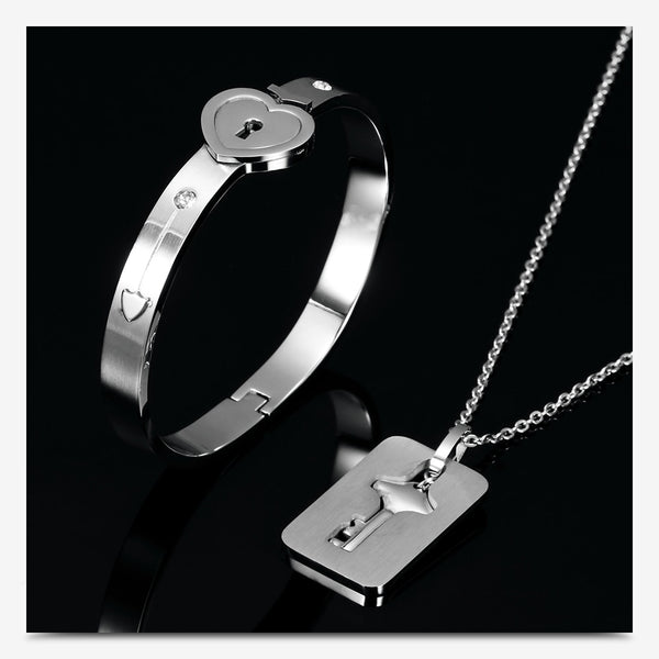 Fashion A Couple Jewelry Sets For Lovers Stainless Steel Love Heart Lock Bracelets Bangles Key Pendant Necklace Couples Set