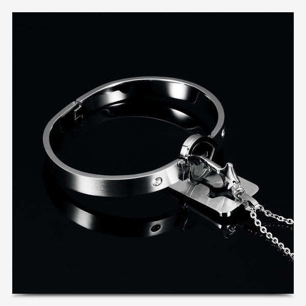 Fashion A Couple Jewelry Sets For Lovers Stainless Steel Love Heart Lock Bracelets Bangles Key Pendant Necklace Couples Set